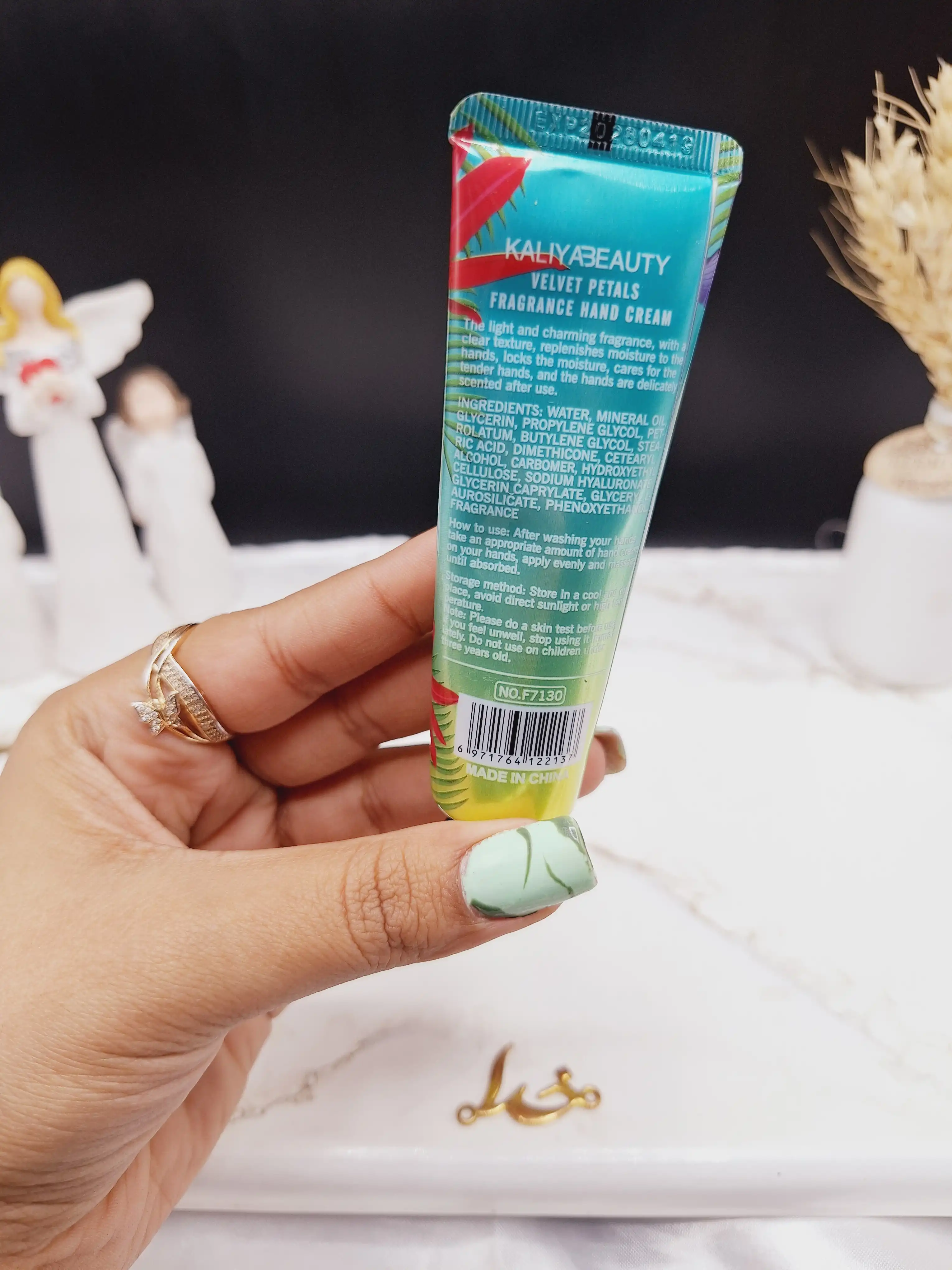 کرم دست 30گرم با رایحه گل ارکیده برند KALIY ABEAUTY کد F7130