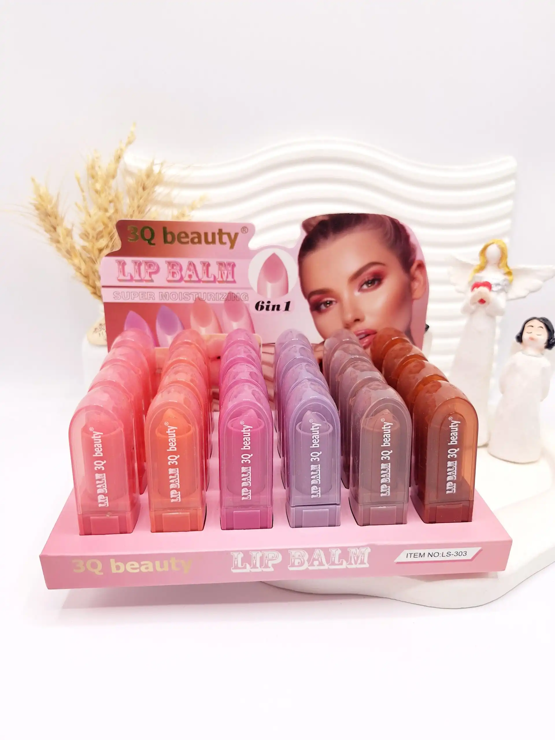 بالم لب مرطوب کننده شیشه ای LIP BALM 3Q beauty کد 303