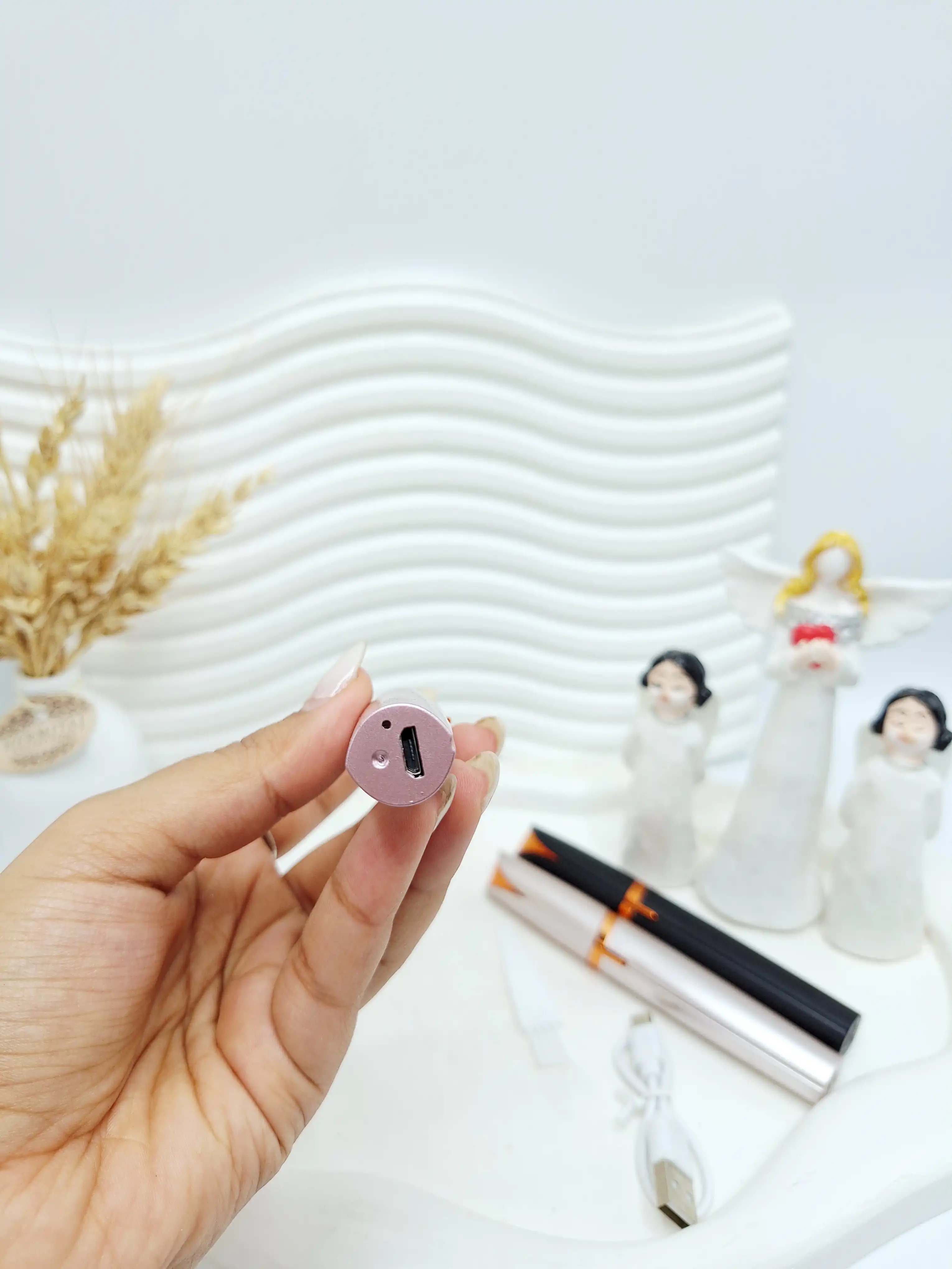 موزن مخصوص ابرو حرفه ای Flawlbss کد 0556موزن مخصوص ابرو حرفه ای Flawlbss کد 0556