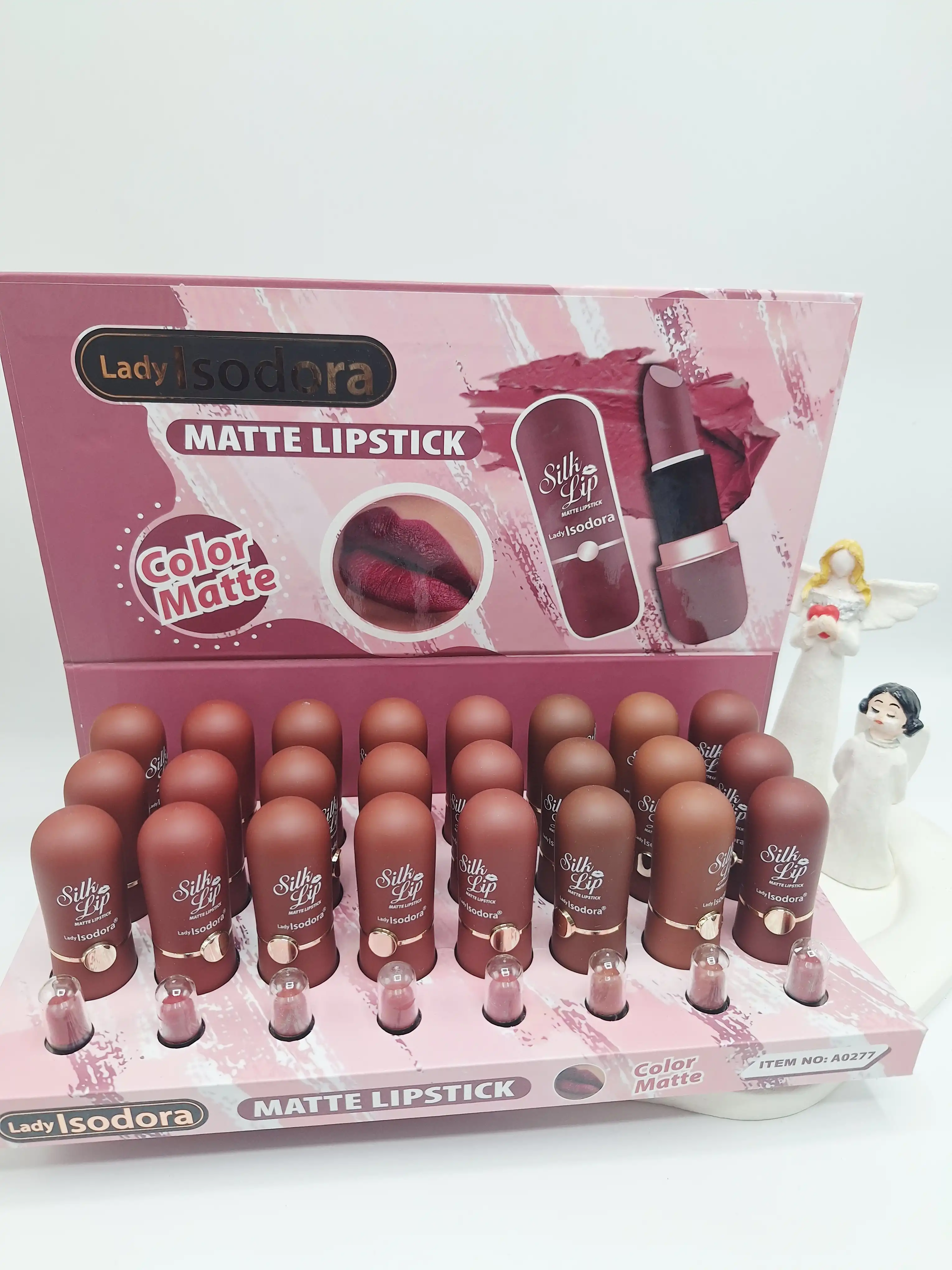 پک رژ جامد 8 تایی مات و مخملی برند Lady Isodora کد 0277