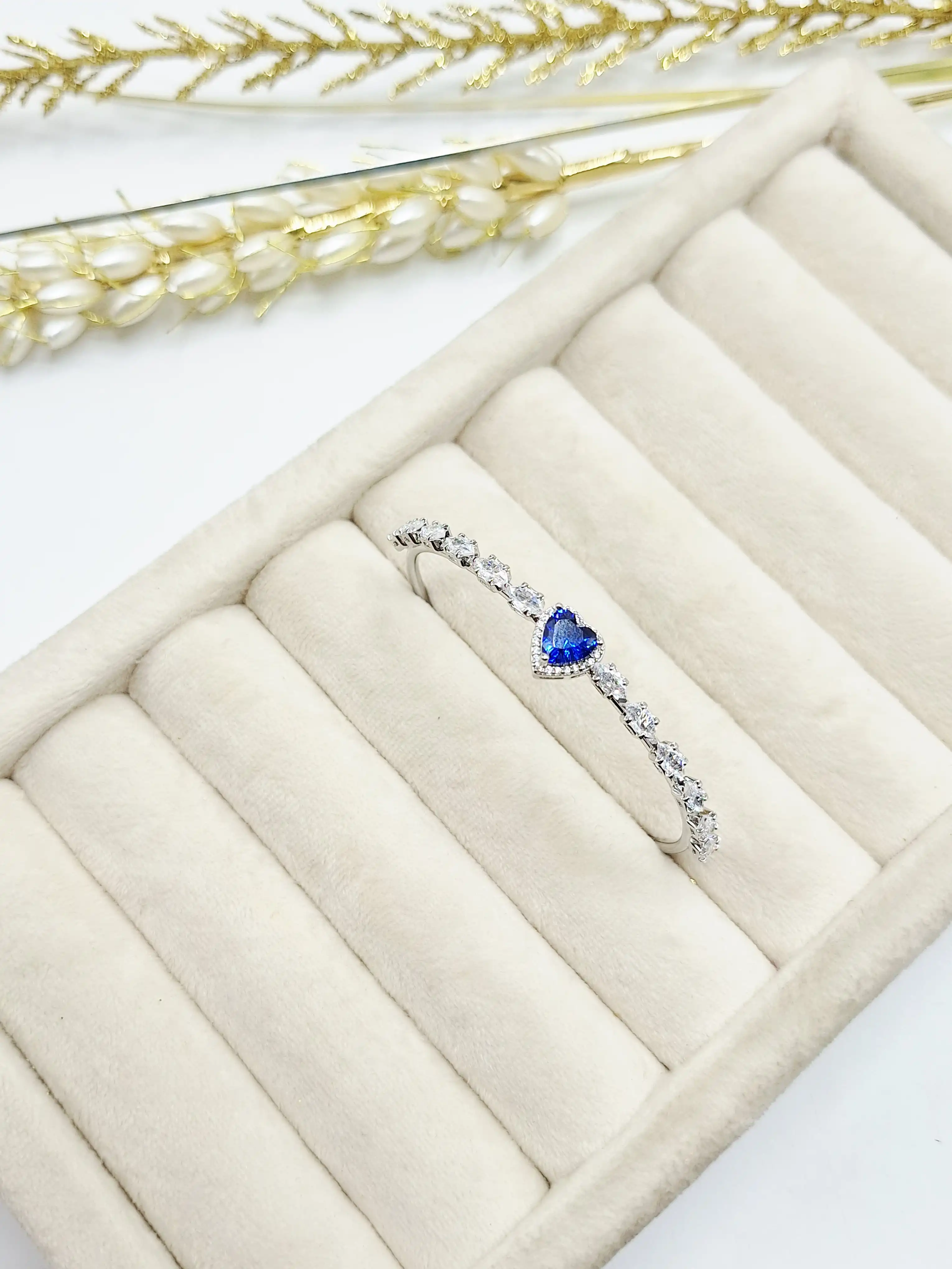 دستبند بنگل جواهری قلب آبی استیل رنگ ثابت