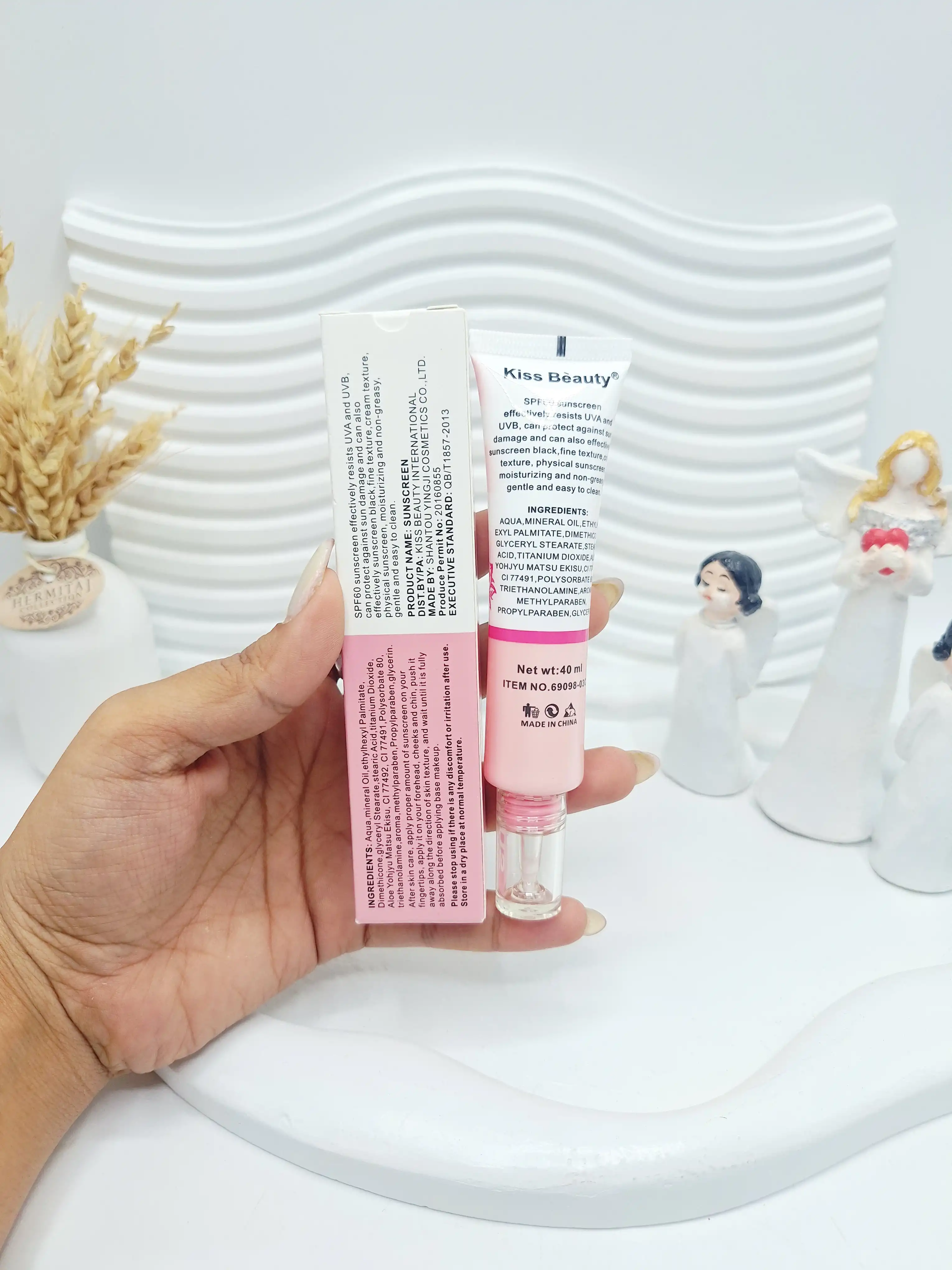 ضد آفتاب تیوپی گل رز SPF 60 برند کیس بیوتی کد 6988