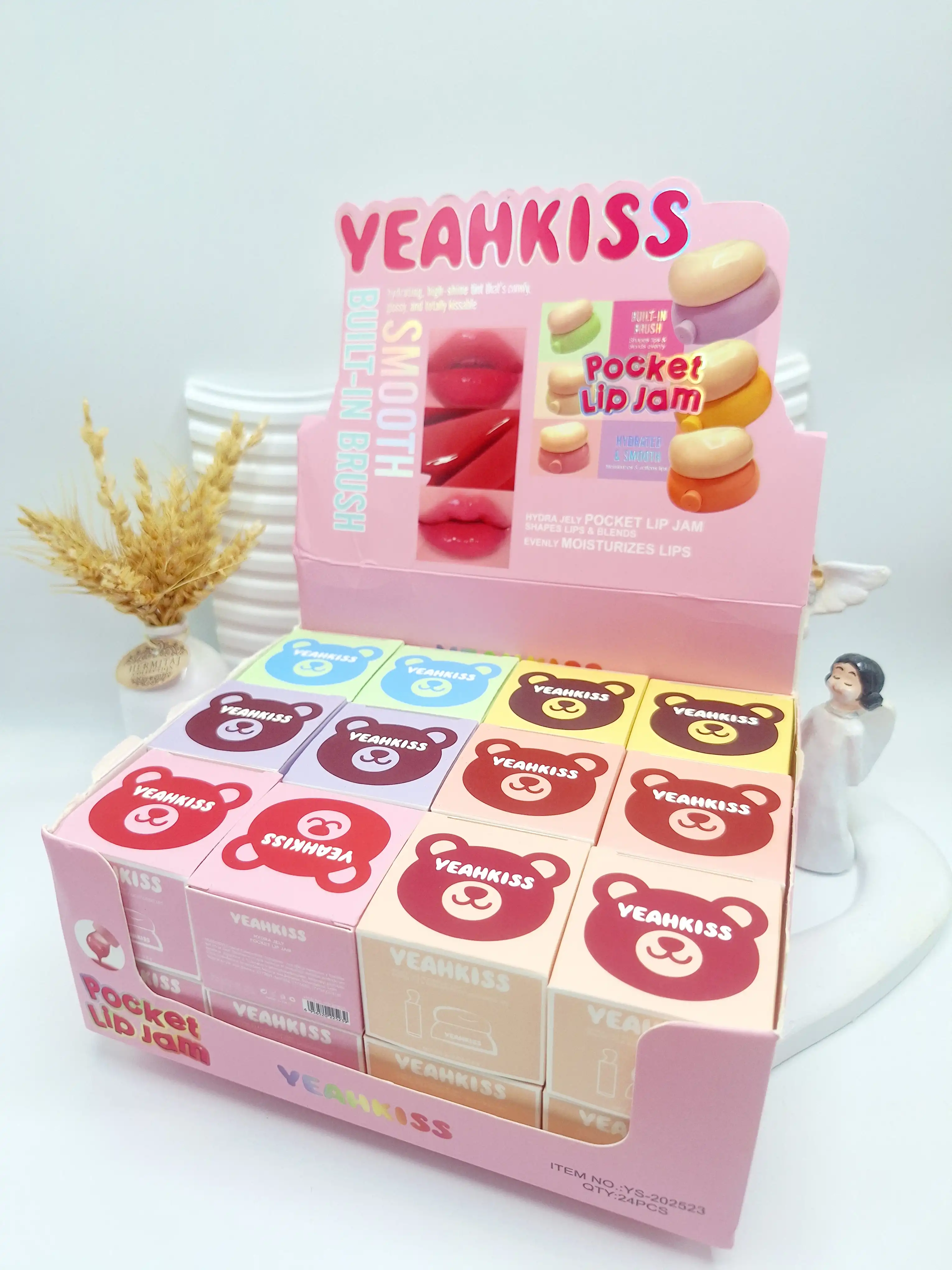 مربای لب همراه با براش خرسی برند VEAHKISS کد 202523